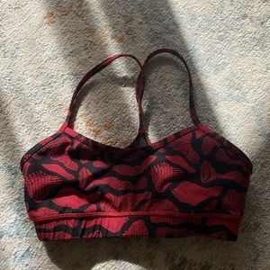 Lululemon Flow Y Nulu Bra with Mesh Back